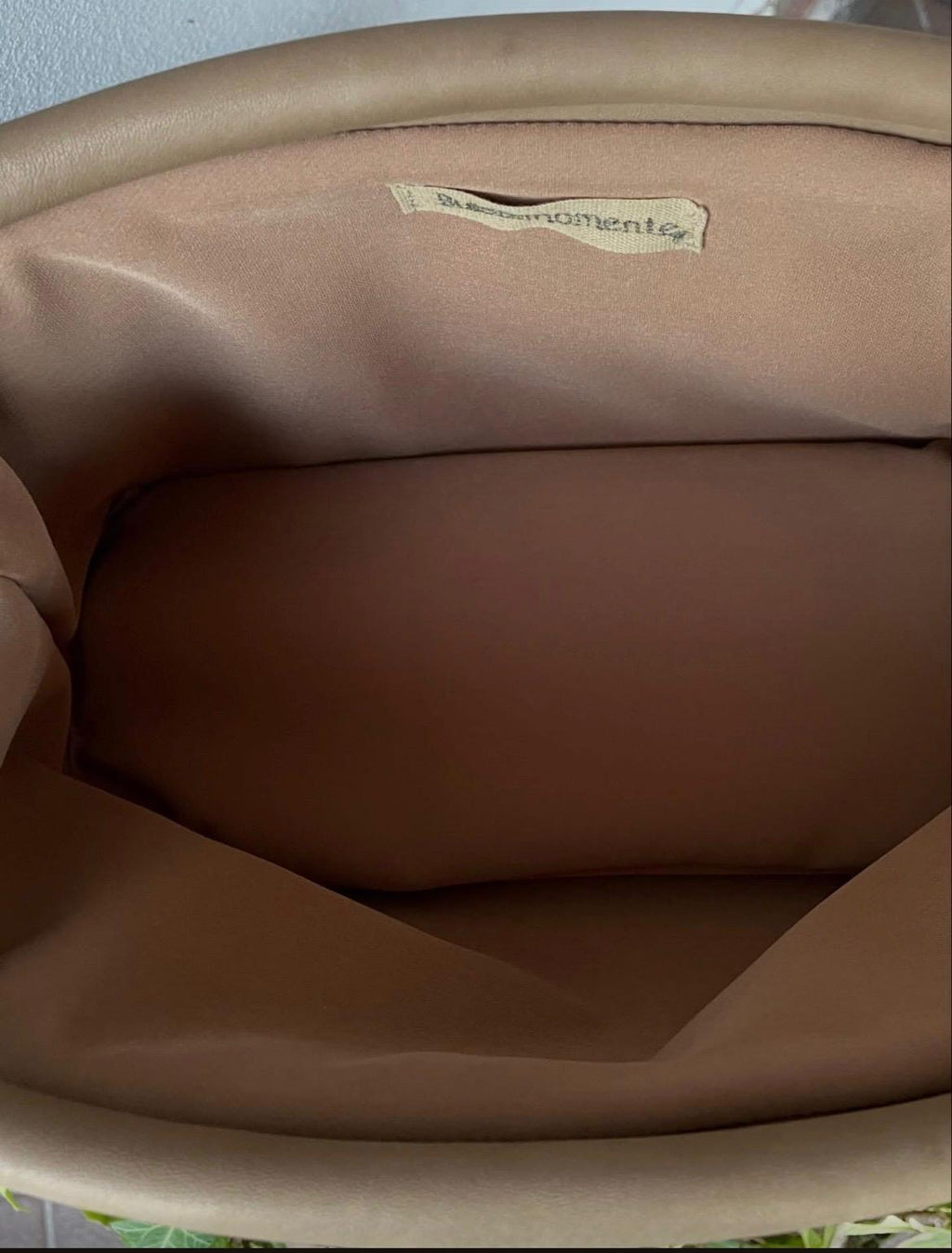 Borsa Virginia in vera pelle double-face con chiusura clic-clac